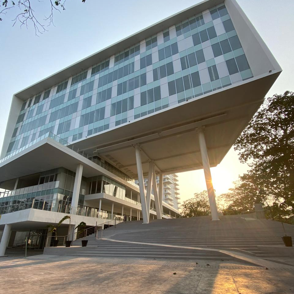 Torre Ankor Medical and Business Center